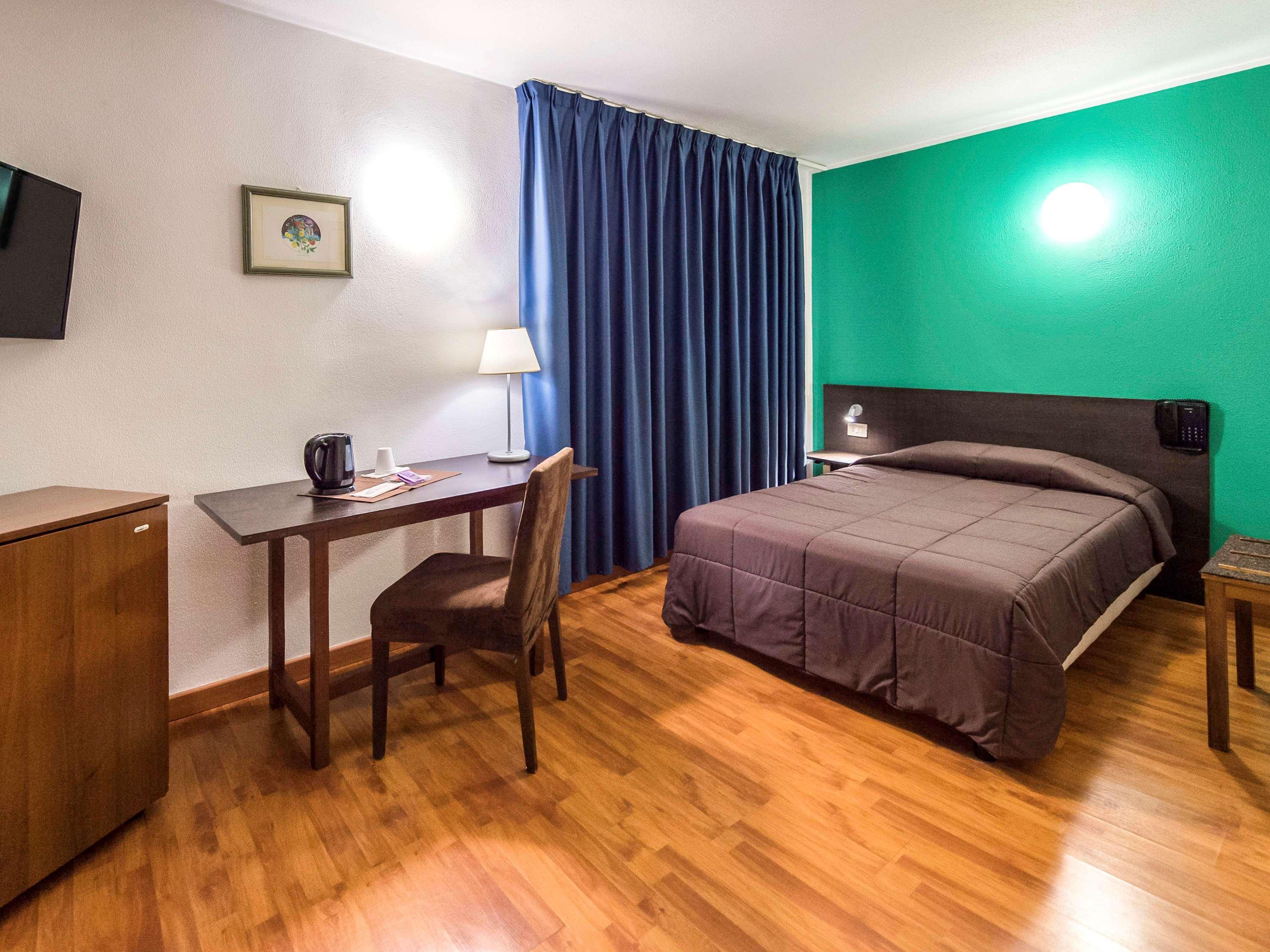 Ibis Styles Palermo Cristal Hotel Exterior foto